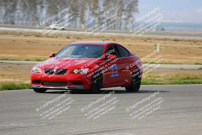 media/Mar-25-2022-Turn8 Trackdays (Fri) [[0c9861ae74]]/Beginner/Grid and Front Straight/